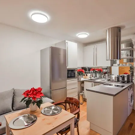 Romantic Apartment Prague Near Charles Bridge Exterior photo