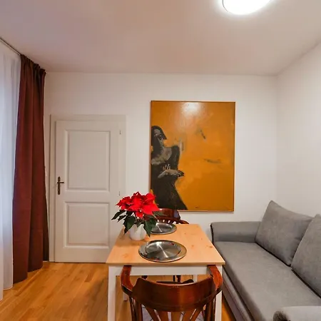 Romantic Apartment Prague Near Charles Bridge Exterior photo
