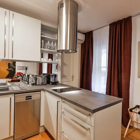 Romantic Apartment Prague Near Charles Bridge Exterior photo