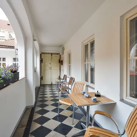 Romantic Apartment Prague Near Charles Bridge Exterior photo