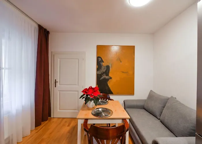 Romantic Apartment Prague Near Charles Bridge